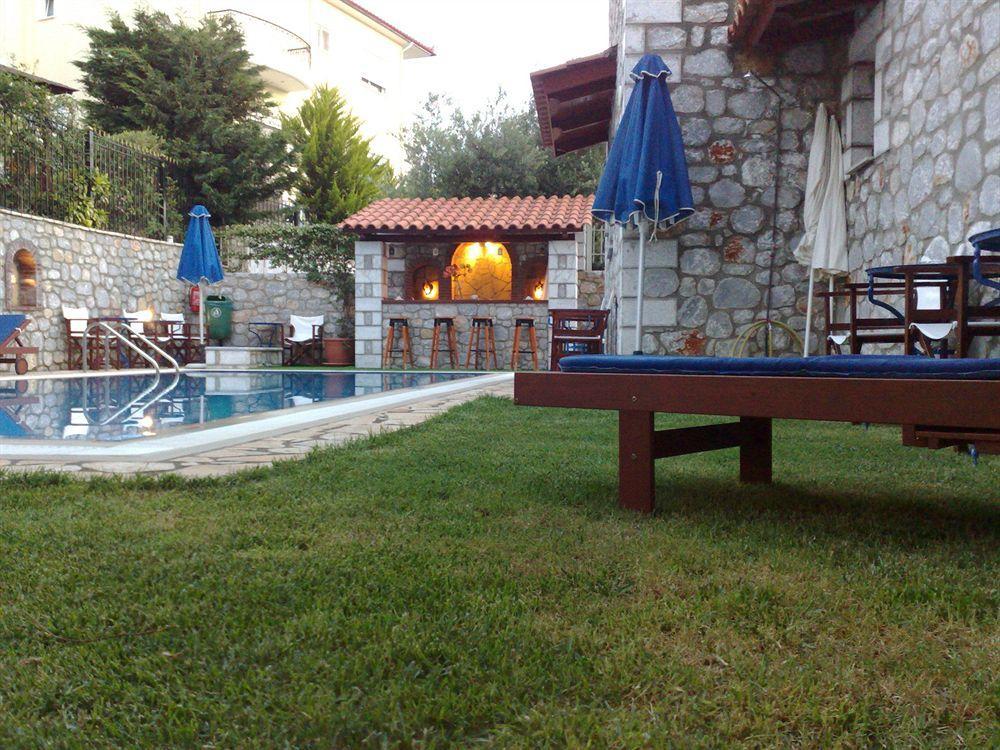 Vip Lounge Resort - Apartments Kalamata Exterior foto